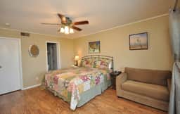 304A - River Run Condos-Comal River - Downtown - Image 4