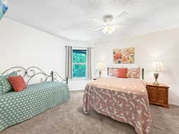 319D - Casita at River Run Resort - Comal River - Downtown - Image 5