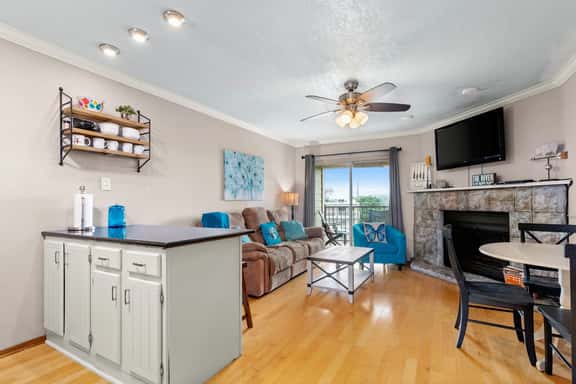 303A - River Run Condos-Comal River - Downtown - Image 1