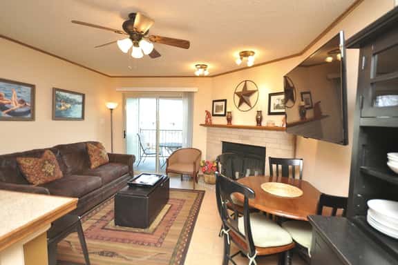 308A - Float Away at River Run Resort-Near Schlitterbahn - Image 1