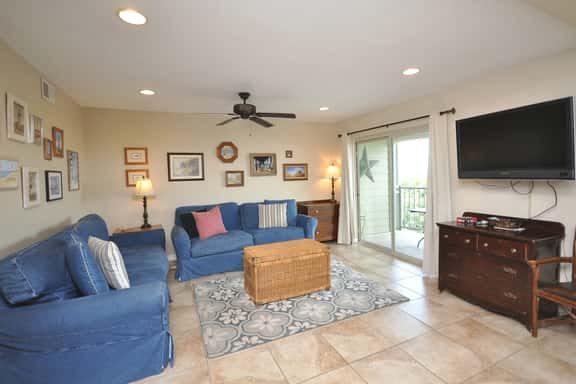 310B - River Run Condos-Comal River - Close to Schlitterbahn - Image 1