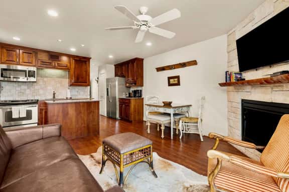 320D - Taste of Texas Hill Country on the Comal River - 320D - Image 1