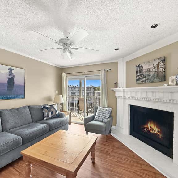 306A - River Run Condos-Comal River - Downtown - Image 1