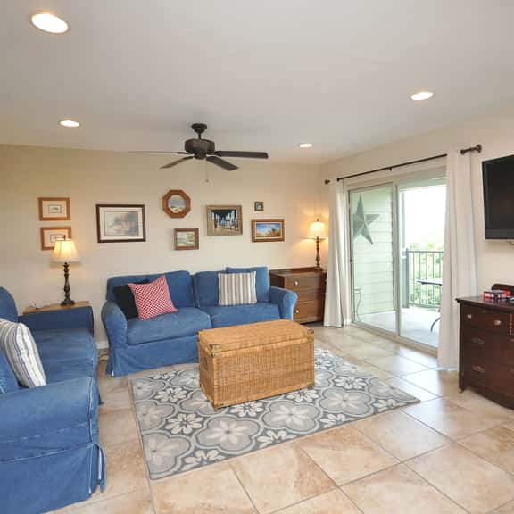 310B - River Run Condos-Comal River - Close to Schlitterbahn - Image 1