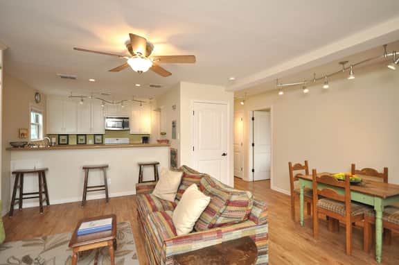 110B - River Run Condos-Comal River - Close to Schlitterbahn - Image 2