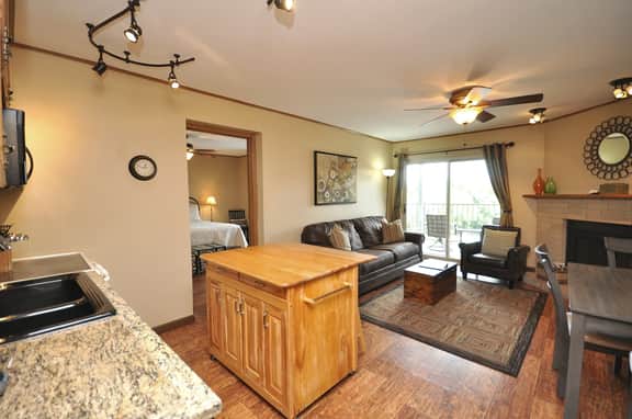 113B - River Run Condos-Comal River - Close to Schlitterbahn - Image 2