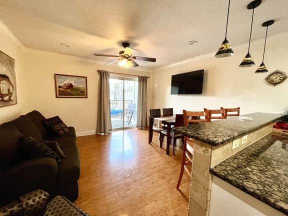 117C - River Run Condos-Comal River - Downtown - Image 2