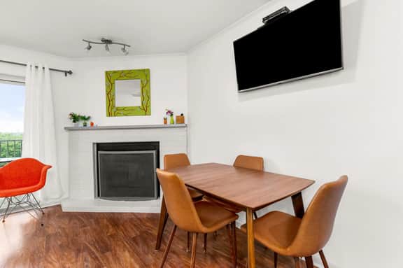 212B - River Run Condos-Comal River - Downtown - Image 4